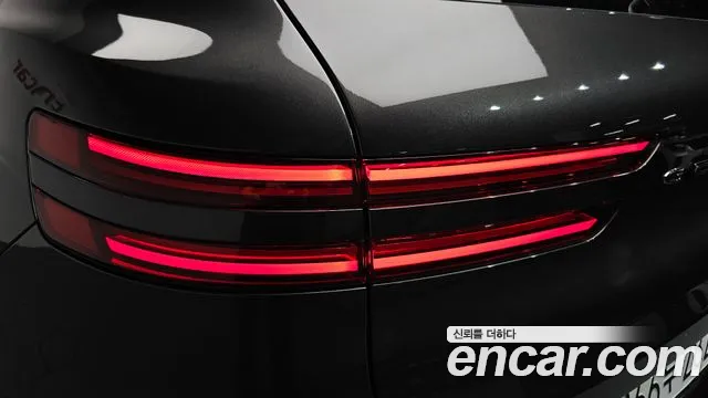 Genesis GV70 2.5T Бензин AWD — Фото автомобиля 17