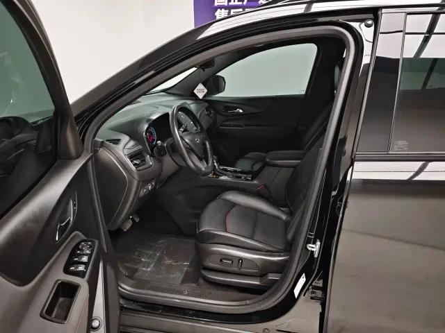 Chevrolet Equinox — Фото автомобиля 13