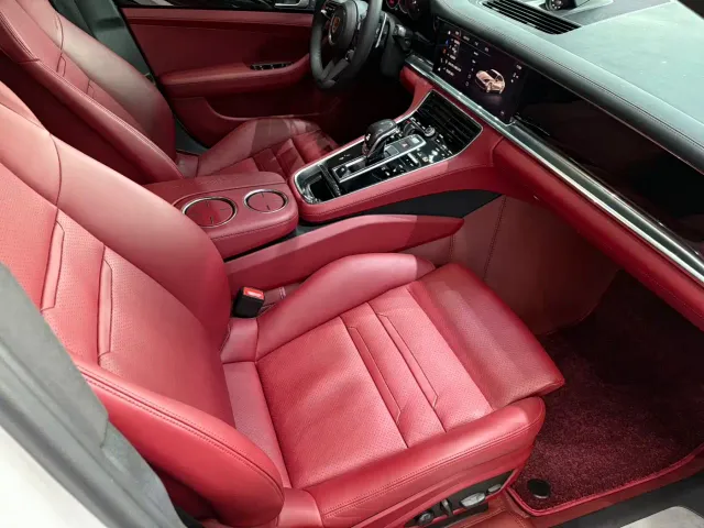 Porsche Panamera — Фото автомобиля 13