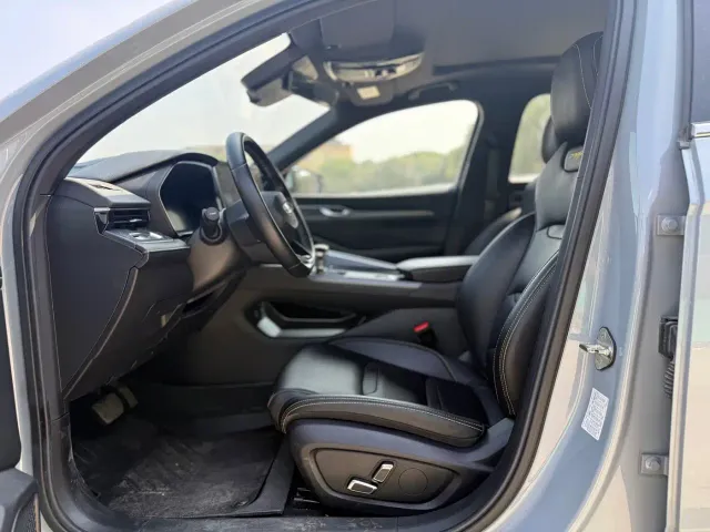 Geely Xingrui — Фото автомобиля 4