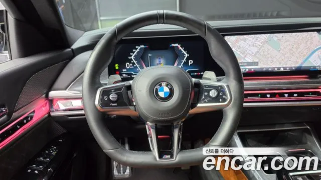 BMW 7-Series — Фото автомобиля 12