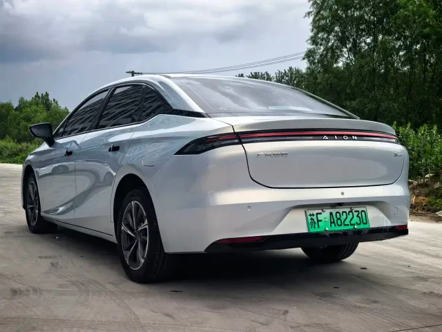 GAC Aion S MAX — Фото автомобиля 9