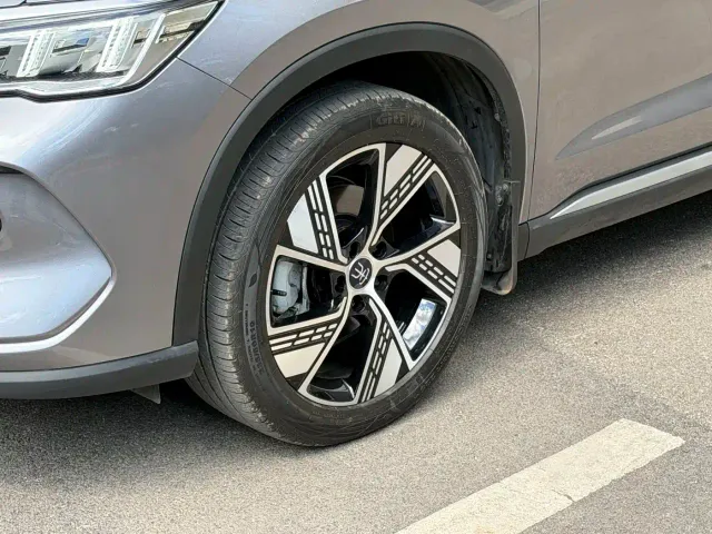 BYD Song Pro — Фото автомобиля 6
