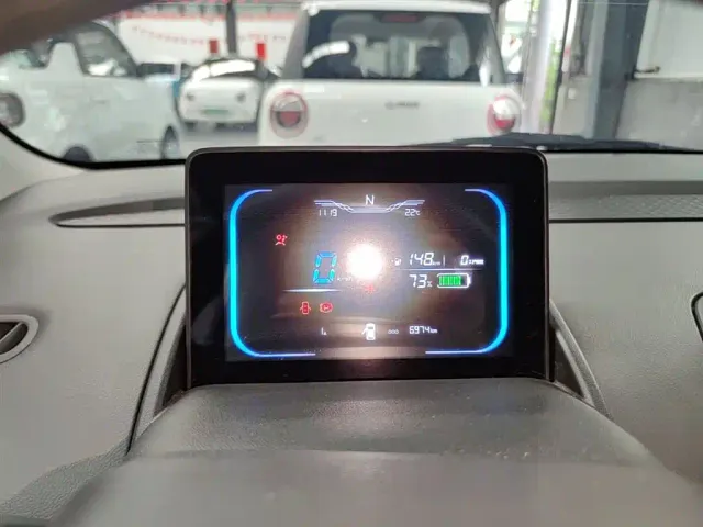 Changan Lumin — Фото автомобиля 11