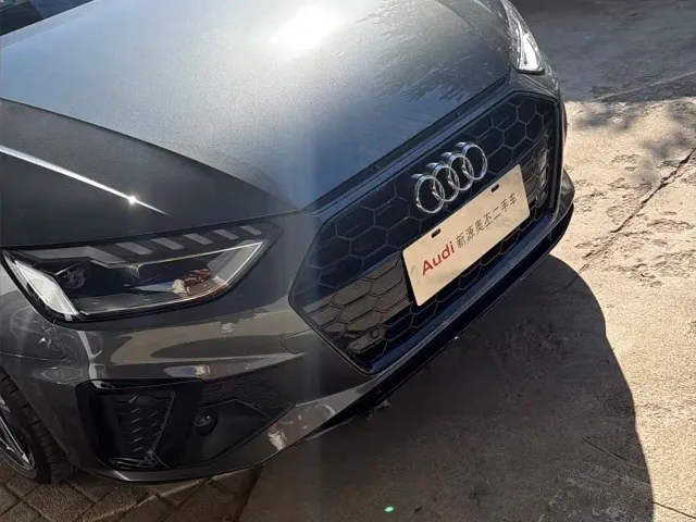 Audi A4L — Фото автомобиля 10