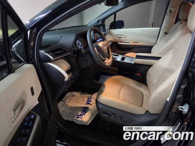 Toyota Sienna 4th Gen — Фото автомобиля 10