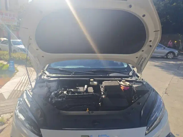 BYD Seal 06 DM-i Touring — Фото автомобиля 10