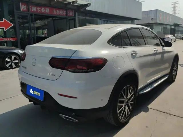 Mercedes-Benz GLC Coupe — Фото автомобиля 3
