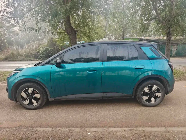 GAC Aion UT — Фото автомобиля 2
