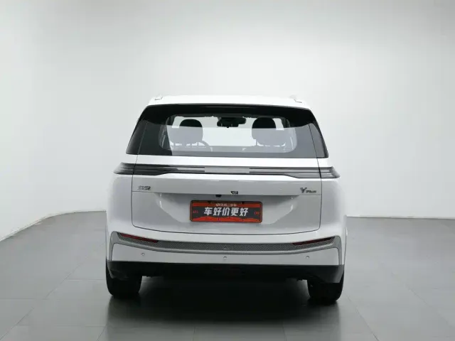 GAC Aion Y — Фото автомобиля 4