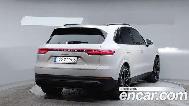 Porsche Cayenne PO536 — Фото автомобиля 2