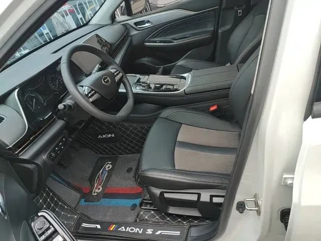 GAC Aion S Plus — Фото автомобиля 10