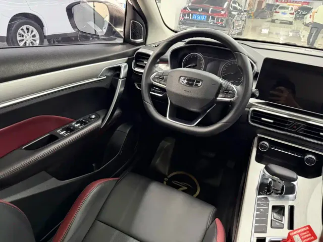 Geely Binyue — Фото автомобиля 15