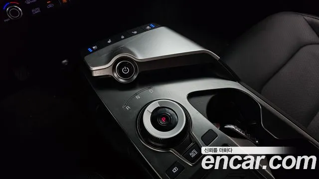 Kia EV6 — Фото автомобиля 9