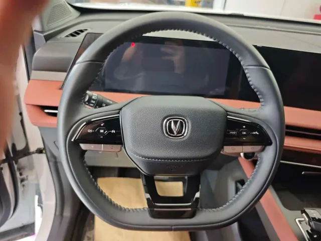 Changan CS75 Plus — Фото автомобиля 7