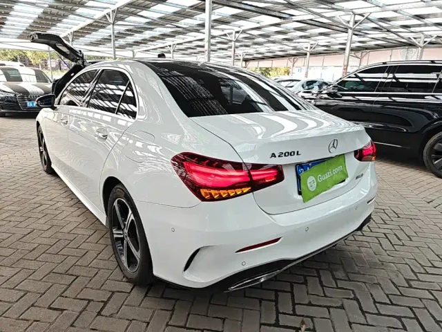 Mercedes-Benz A-Class — Фото автомобиля 4