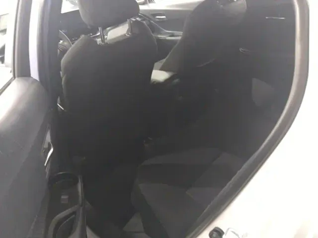 Toyota IZOA — Фото автомобиля 11
