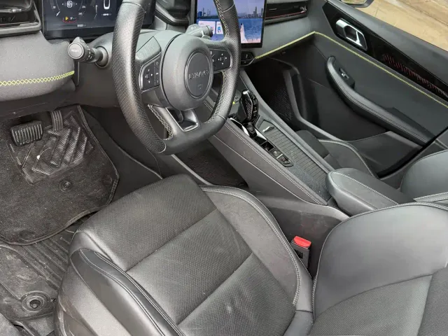 Lynk & Co Lynk & Co 03 2023 1.5TD DCT Power Pro — Фото автомобиля 6