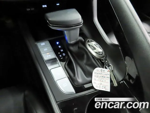 Hyundai Avante CN7 — Фото автомобиля 9