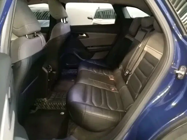 Citroen C5 X — Фото автомобиля 16