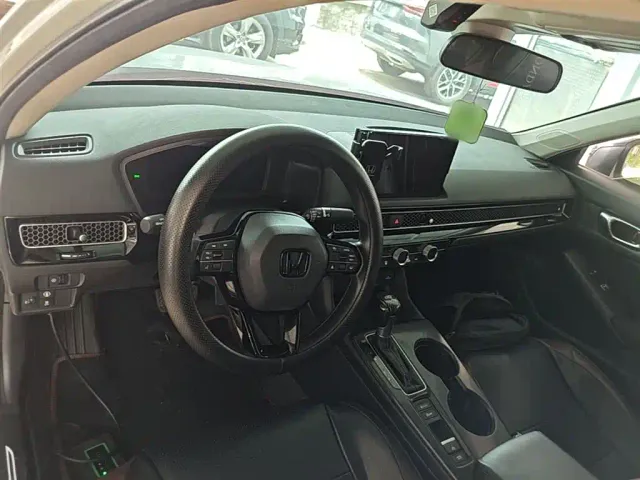 Honda Civic — Фото автомобиля 9