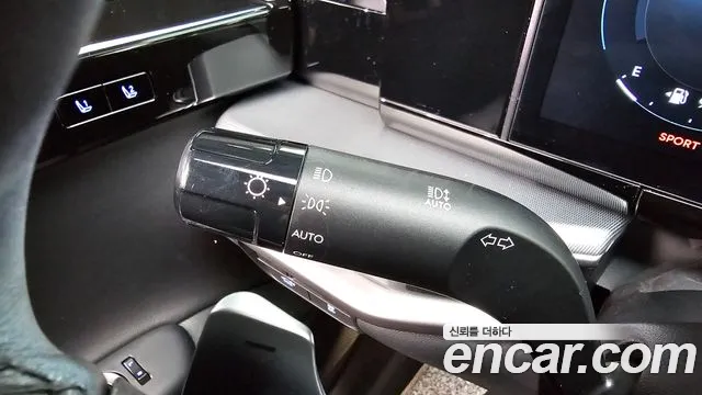 Hyundai Grandeur GN7 — Фото автомобиля 29