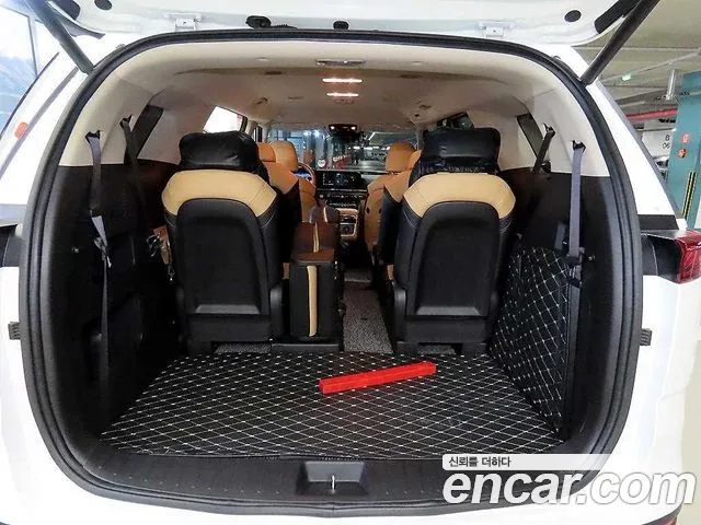 Kia Carnival 4th Gen — Фото автомобиля 16