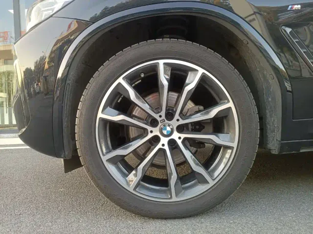 BMW X3 — Фото автомобиля 7