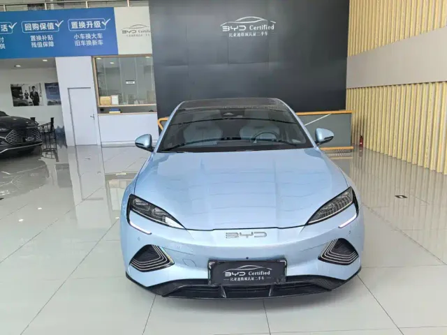 BYD Seal — Фото автомобиля 2