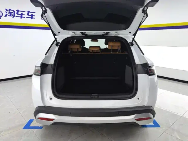 BYD Song L DM-i — Фото автомобиля 4