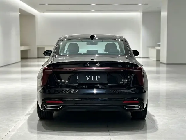 Hongqi H5 — Фото автомобиля 13