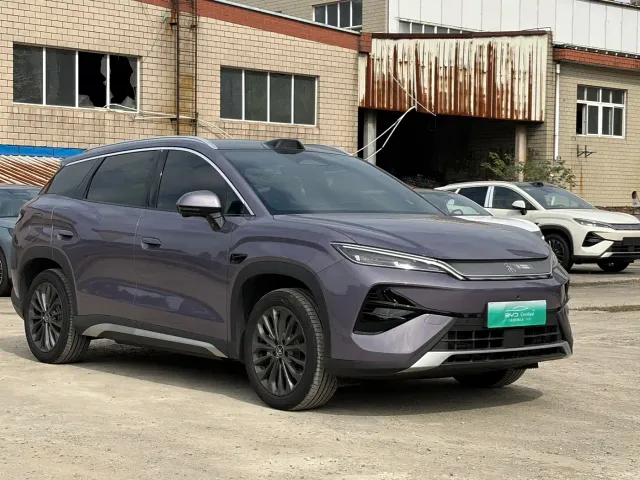 BYD Song Ultra — Фото автомобиля 3