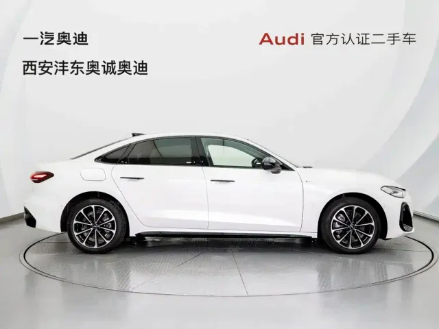 Audi A5L — Фото автомобиля 3
