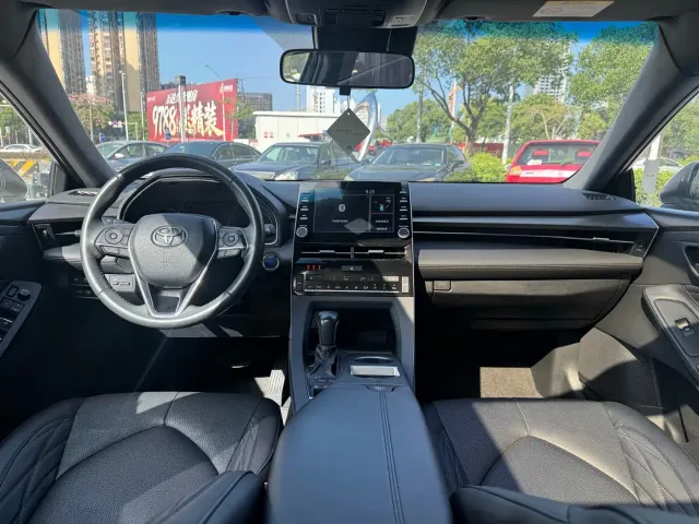 Toyota Avalon — Фото автомобиля 14