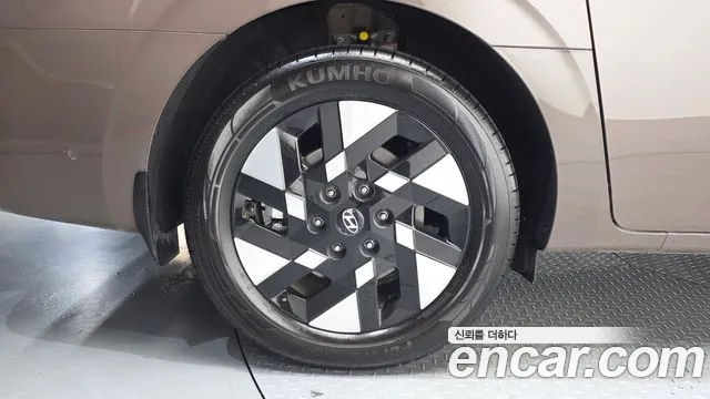 Hyundai Staria New — Фото автомобиля 5
