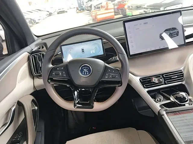 BYD Song Pro — Фото автомобиля 10