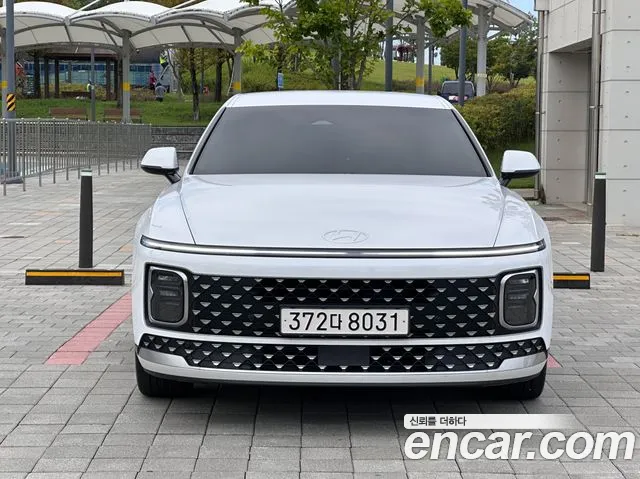 Фотография автомобиля — Hyundai Grandeur GN7
