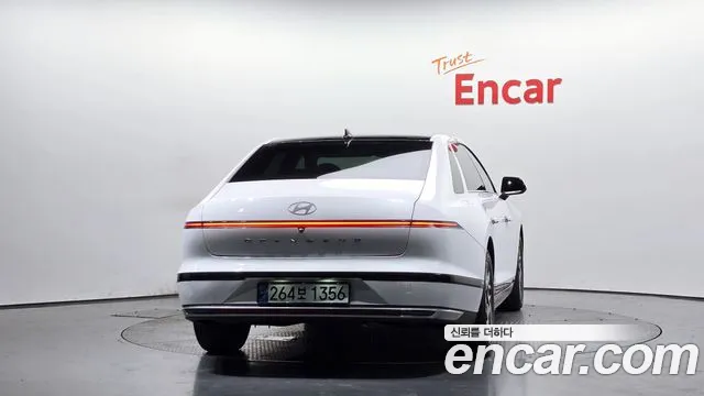 Hyundai Grandeur Grandeur (GN7) 3.5 LPG 2WD (Такси) — Фото автомобиля 3