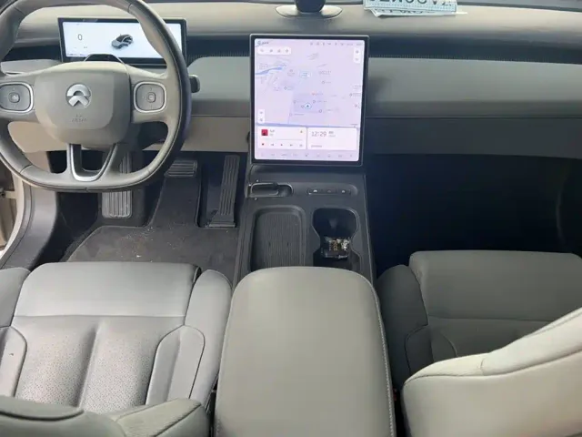 Nio ET5 Touring — Фото автомобиля 19