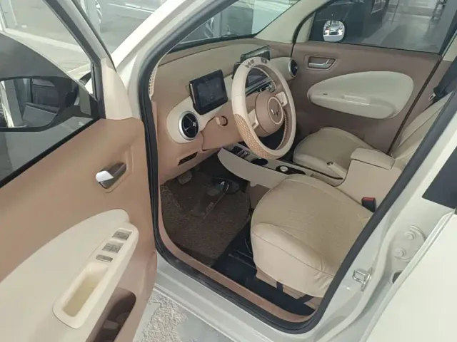 Wuling Hongguang Mini EV — Фото автомобиля 15