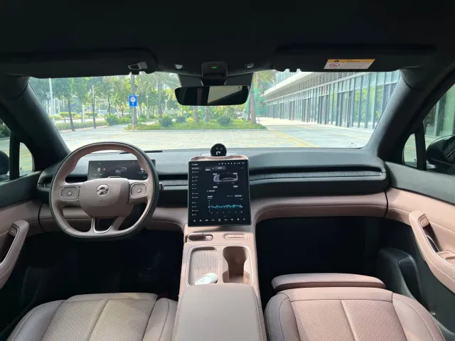 Nio EC6 — Фото автомобиля 8