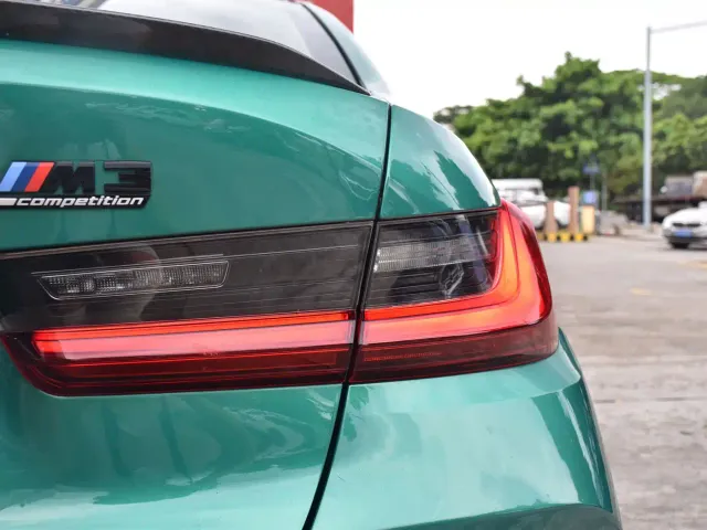 BMW M3 — Фото автомобиля 15