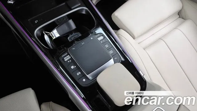 Mercedes-Benz GLB-Class X247 — Фото автомобиля 24