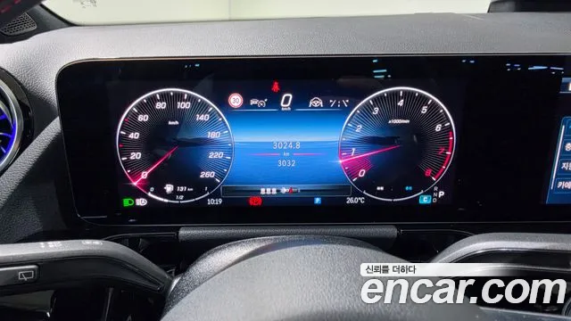 Mercedes-Benz GLA-Class H247 — Фото автомобиля 15