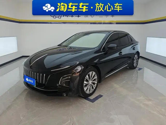 Фотография автомобиля — Hongqi E-QM5