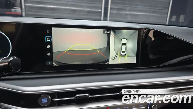 Hyundai Grandeur Grandeur (GN7) 2.5 Бензин 2WD — Фото автомобиля 4