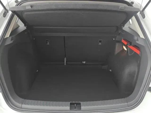 Volkswagen Tharu — Фото автомобиля 4