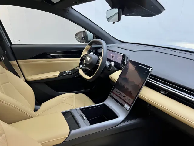 Geely Galaxy L6 — Фото автомобиля 9