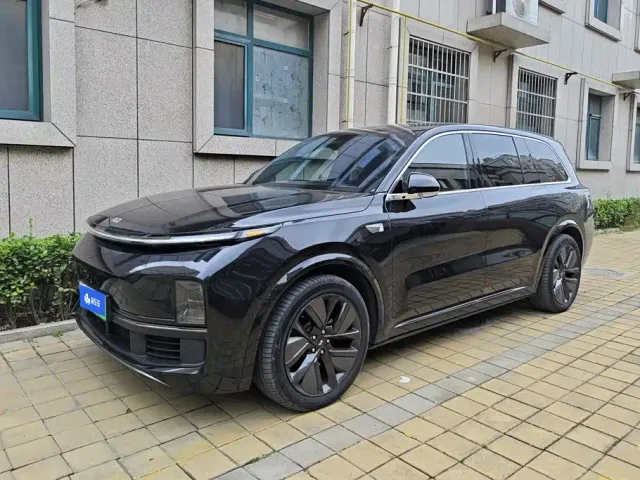 Фотография автомобиля — Li Auto L9