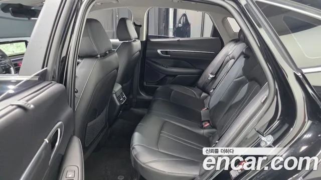 Hyundai Sonata — Фото автомобиля 13
